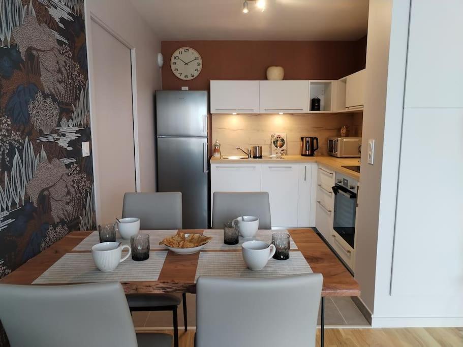 Appartement Neuf Classe, Balcon Et Petite Vue Mer Pleneuf-Val-Andre Exterior foto